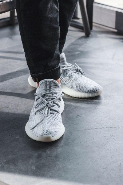 Кросівки Adidas Yeezy 350 Static Grey B93078L37 фото